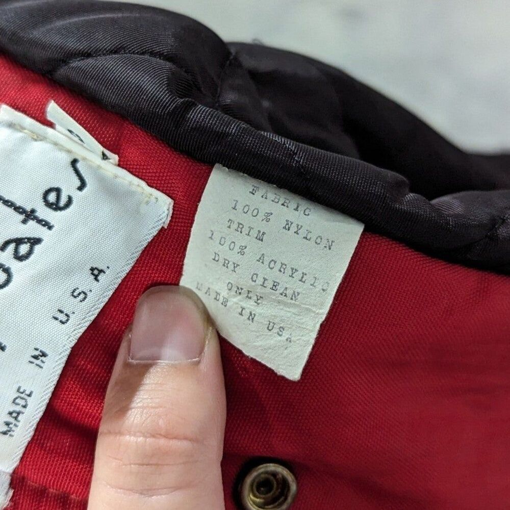 Vintage Buddy Bates Size 8 Red Nylon Jacket with Black Trim 90s Y2K Gorpcore - Picture 7 of 12